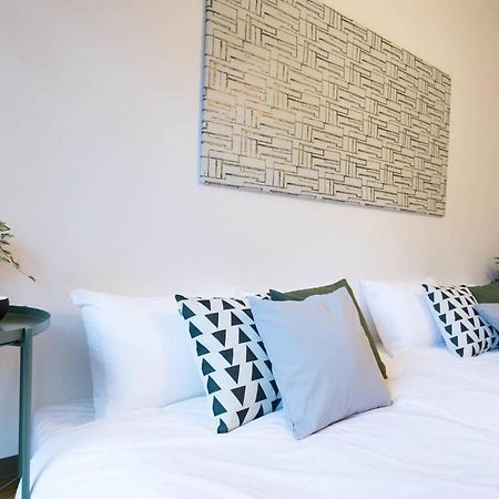 R21 5 Mins Walk The Center Of Hiroshima City #202 Apartman Kültér fotó